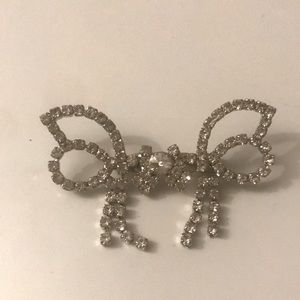 Brooch bow silver tone rhinestones vintage 2”